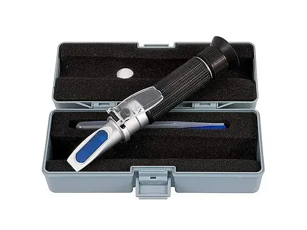 Refractómetro PCE-5890